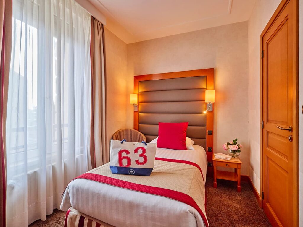 hotel saint malo piscine